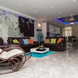 azure-apartment.hotelssaintjulians.com/